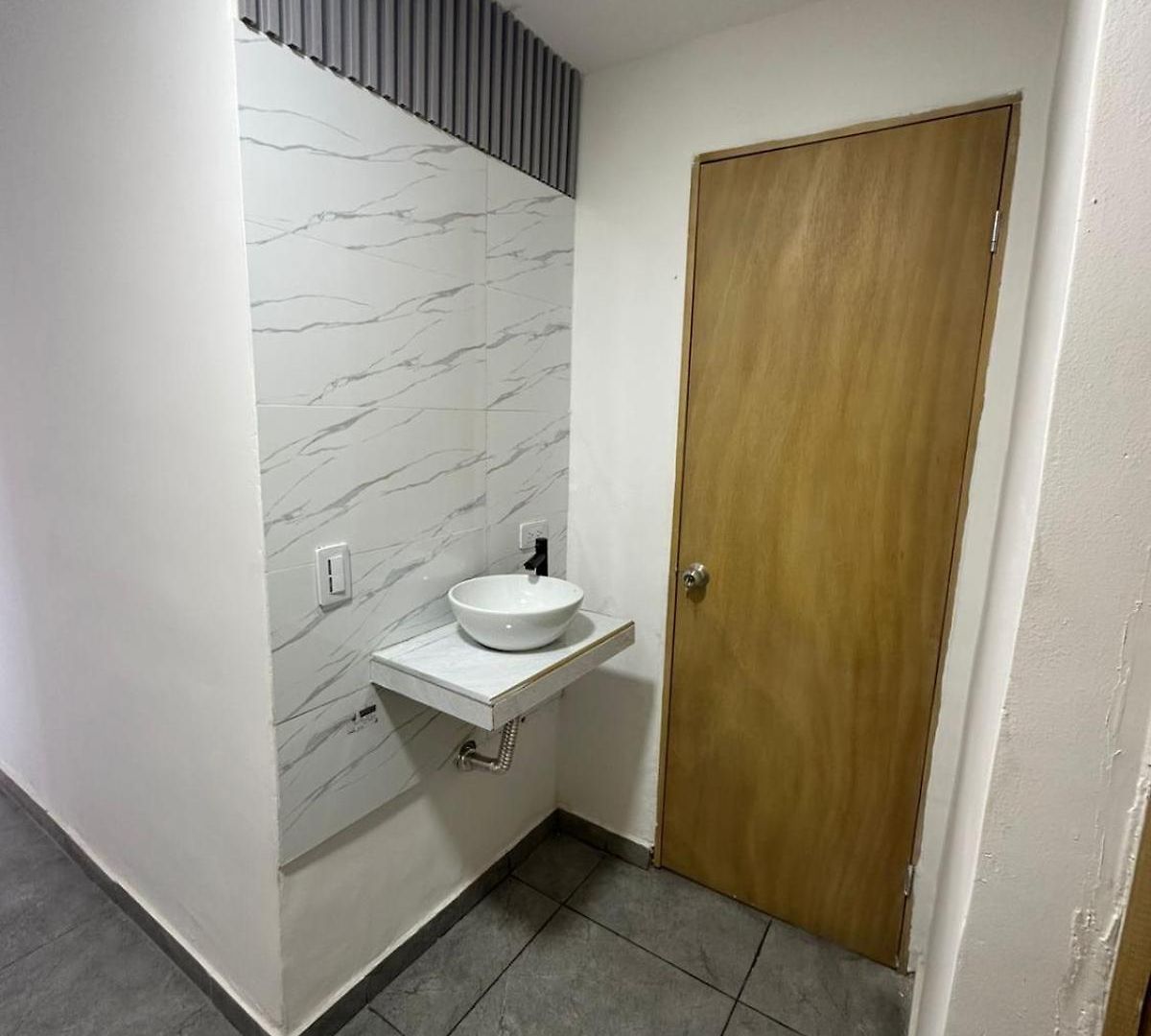 2 Con Baño Compartido * Cartagena